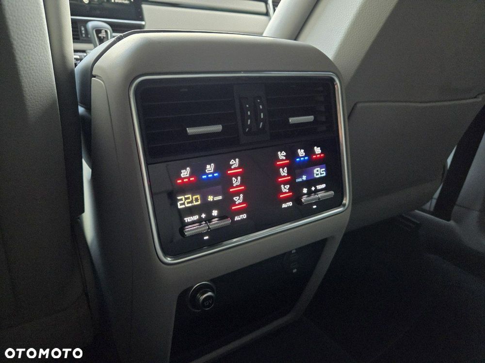 Porsche Cayenne E-Hybrid - 33