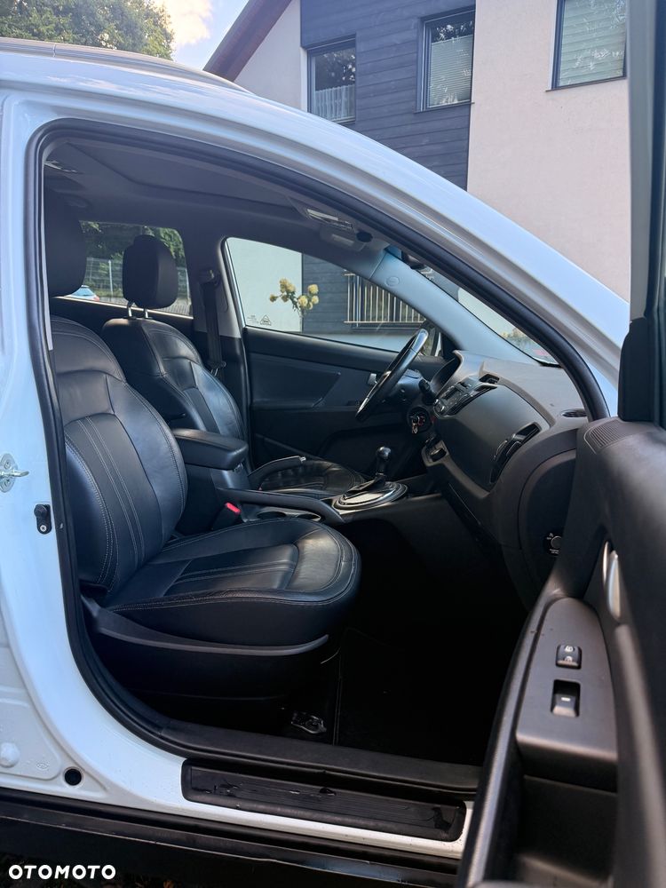 Kia Sportage 2.0 CVVT 2WD Automatik Vision - 26