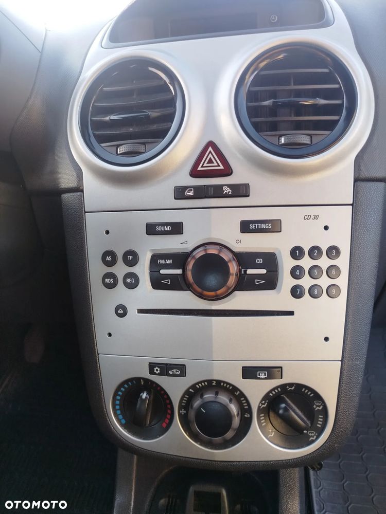 Opel Corsa - 7