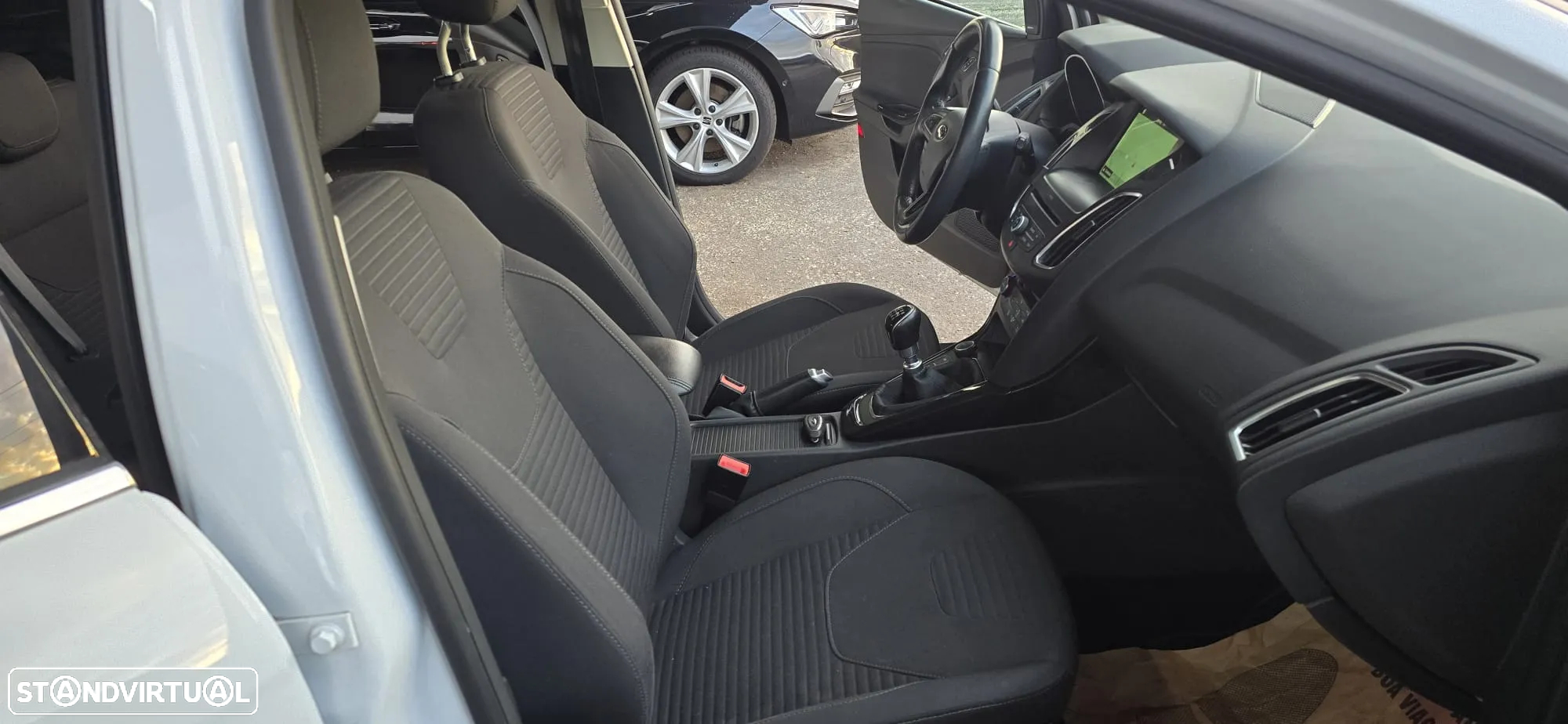 Ford Focus SW 1.5 TDCi Titanium - 23