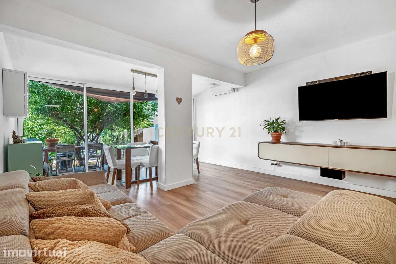 Moradia T2 com anexo e jardim no Montechoro, Albufeira - Grande imagem: 3/32