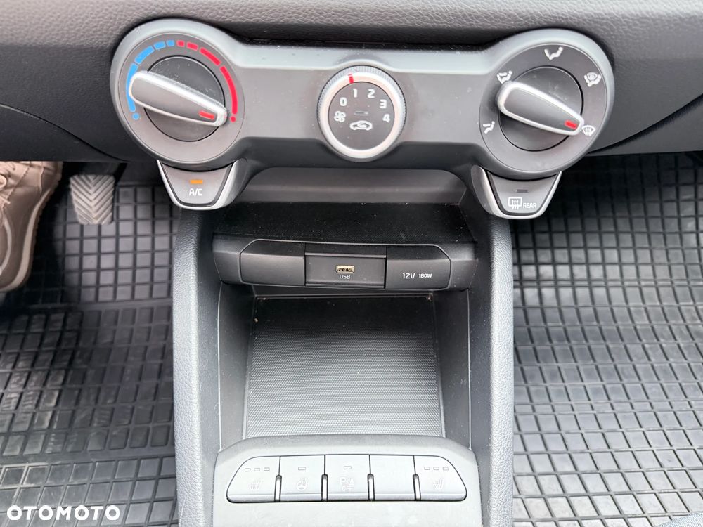 Kia Stonic 1.0 T-GDI Smart - 9