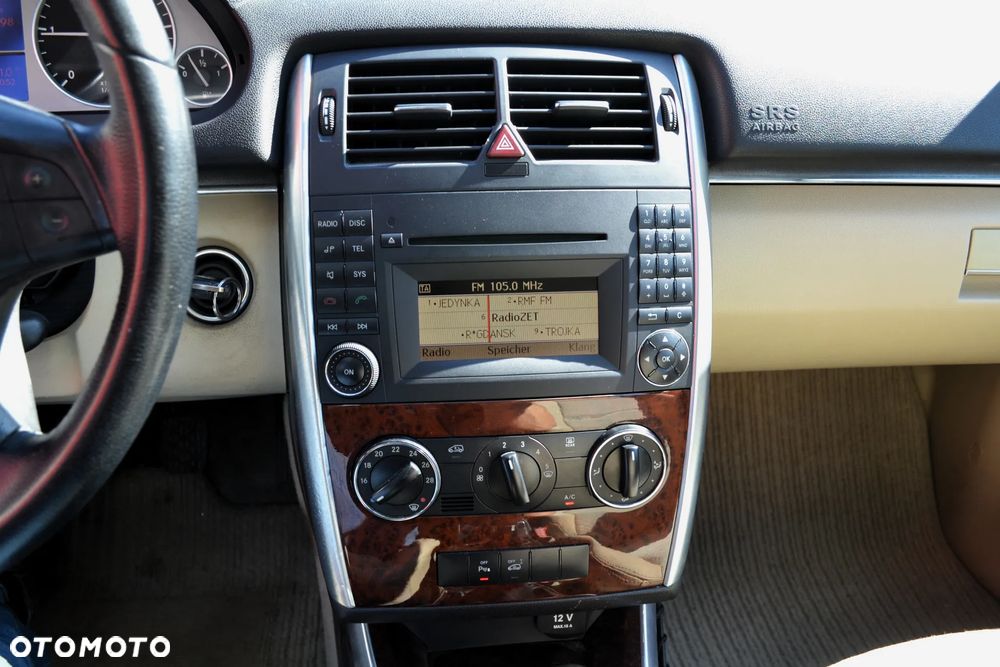 Mercedes-Benz Klasa B 180 CDI - 17