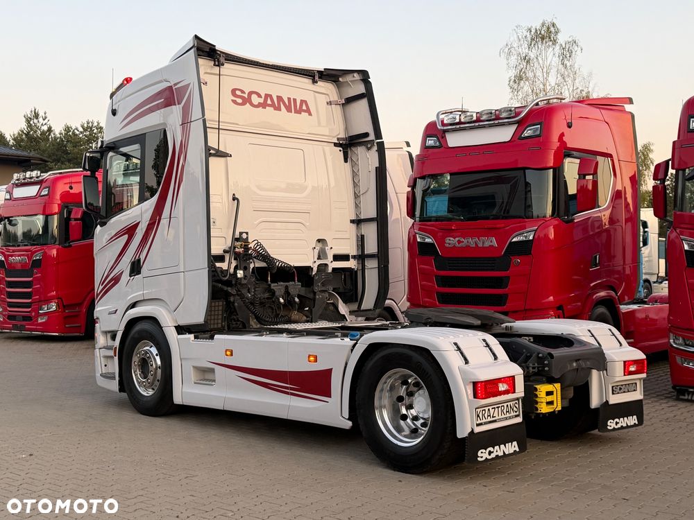 Scania 500S SCANIA Super z Niemiec pełna opcja, skóry, 6x poduszek przód i tył 2022/2023 - 13