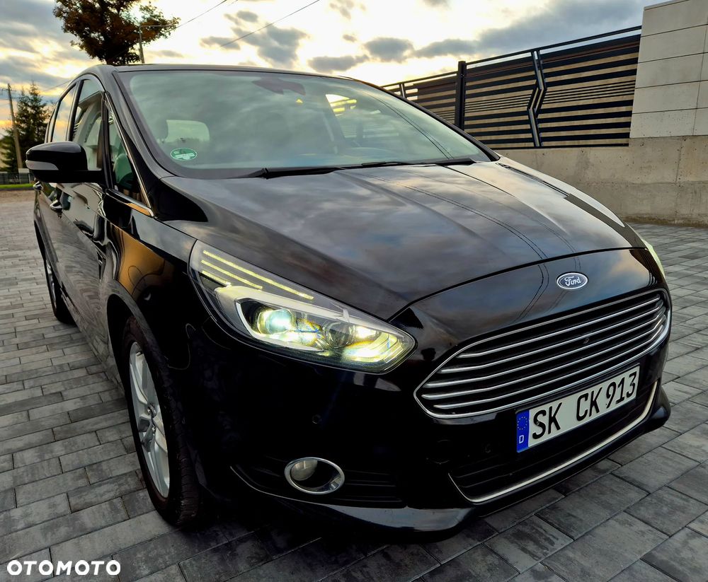 Ford S-Max - 9