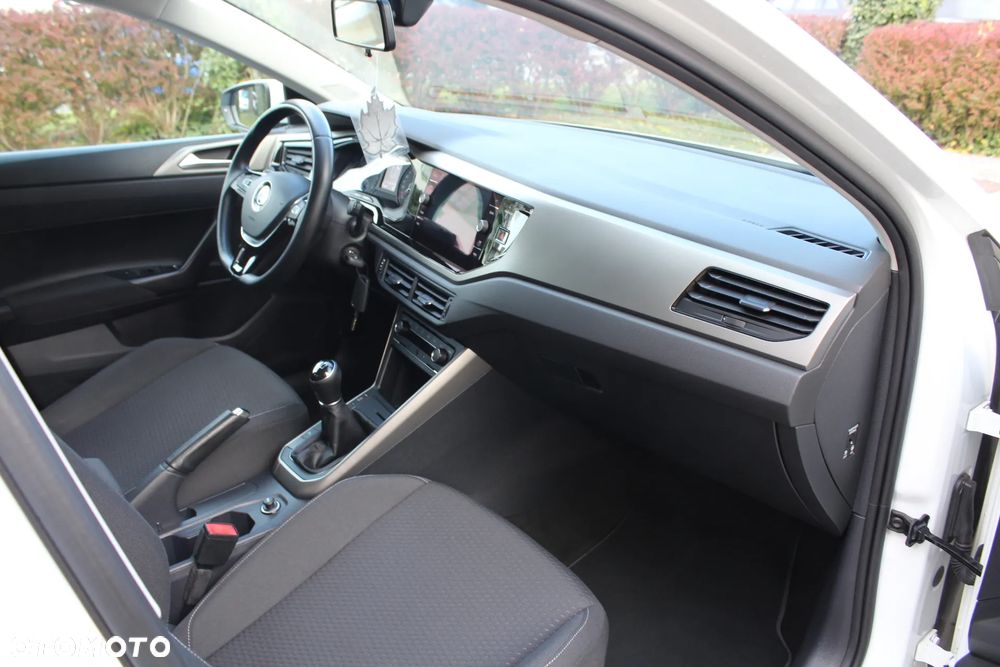 Volkswagen Polo 1.0 Trendline - 17