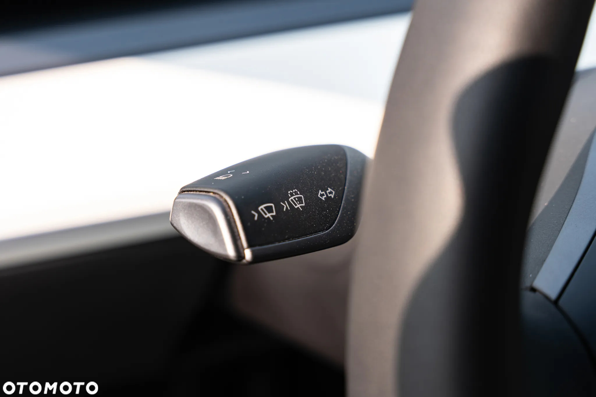 Tesla Y 83.1kWh Long Range AWD - 20