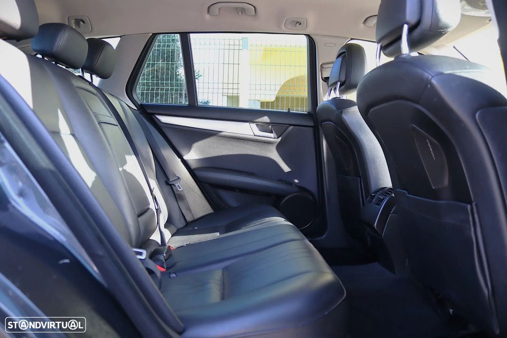 Mercedes-Benz C 250 d 4Matic Station 9G-TRONIC AMG Line - 26