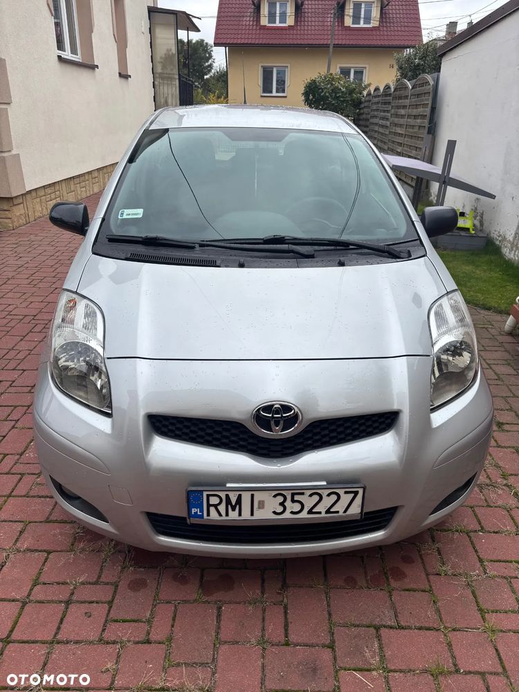 Toyota Yaris 1.0 Active - 1
