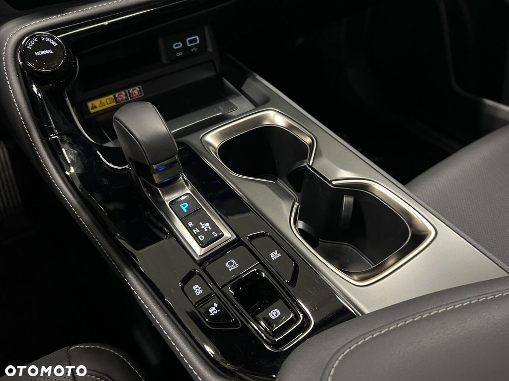 Lexus NX 350h Prestige AWD - 24