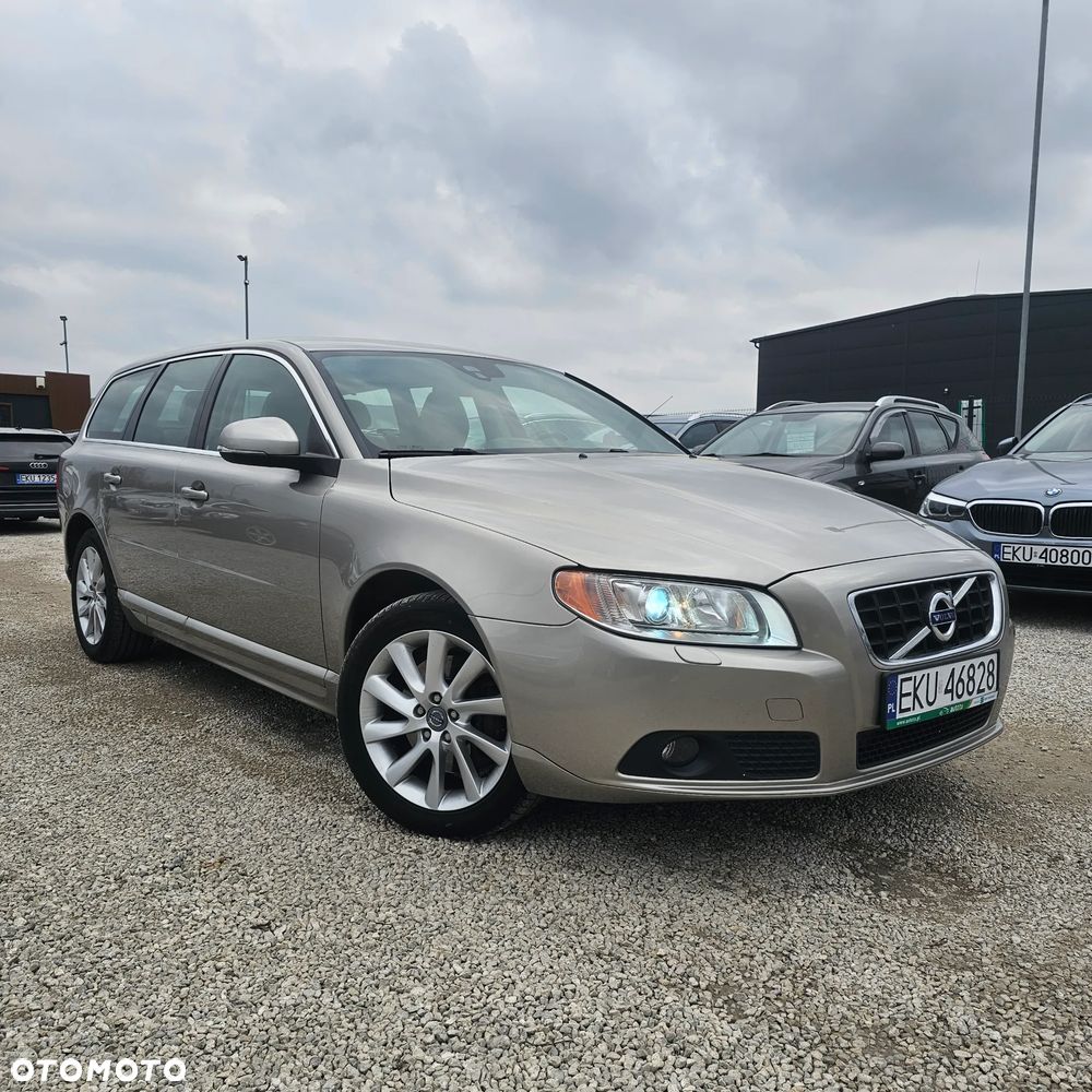 Volvo V70 - 1