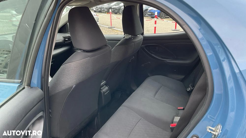 Toyota Yaris 1.5 VVT-i HSD Active - 34