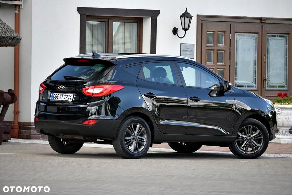 Hyundai ix35 1.6 2WD Fifa World Cup Edition - 17