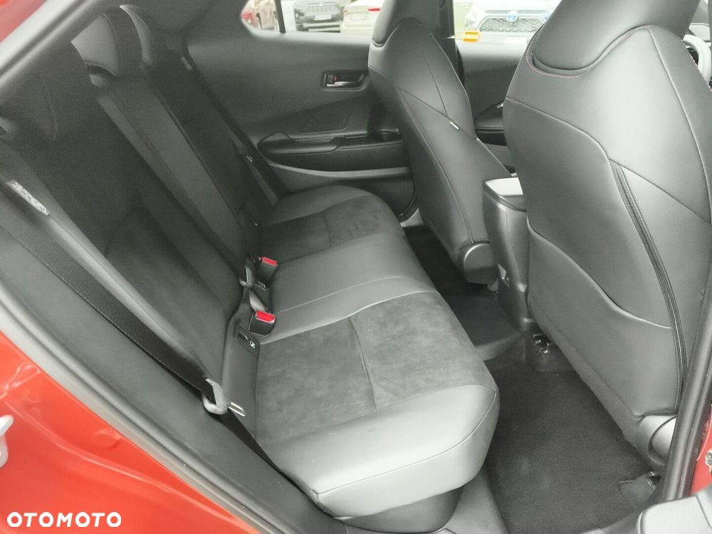 Toyota C-HR - 10