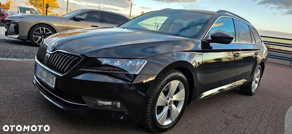 Skoda Superb 1.6 TDI Ambition - 8