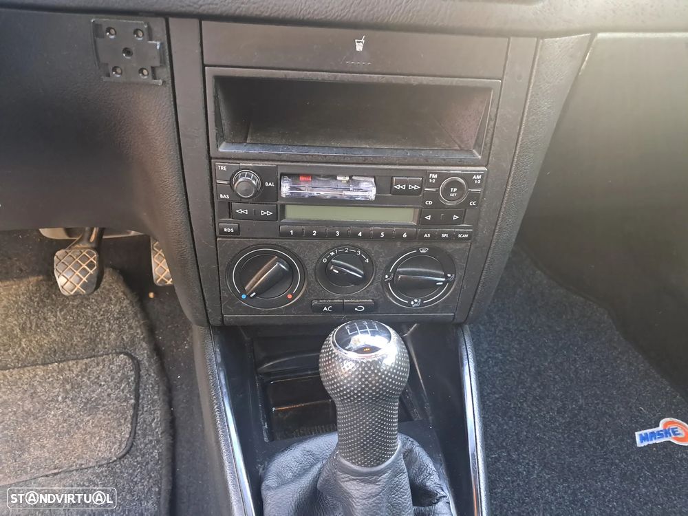 VW Golf 1.9 TDi GL - 11
