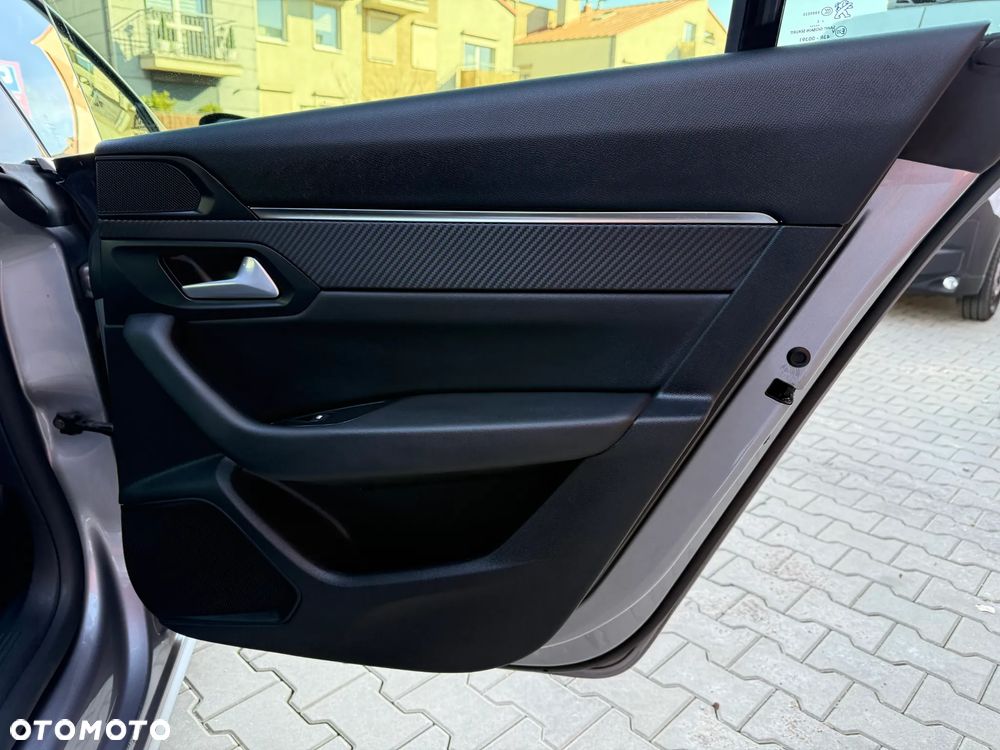 Peugeot 508 1.5 BlueHDi Allure S&S EAT8 - 27