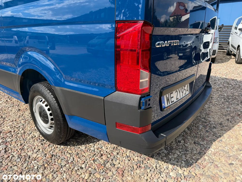 Volkswagen CRAFTER L2H1 Salon Polska Jak Nowy Pełny serwis ASO VW Trwał silnik 2.0TDI 140KM bez BiTurbo! Kamera cofania Parktroniki Przód oraz Tył, Fabryczna zabudowa przestrzeni ładunkowej, Homologacja VAT-1 Alarm, Tempomat z ogranicznikiem pręd.. MirrorLink, Android Auto, Apple Carplay, Ekran 6,5' - 29