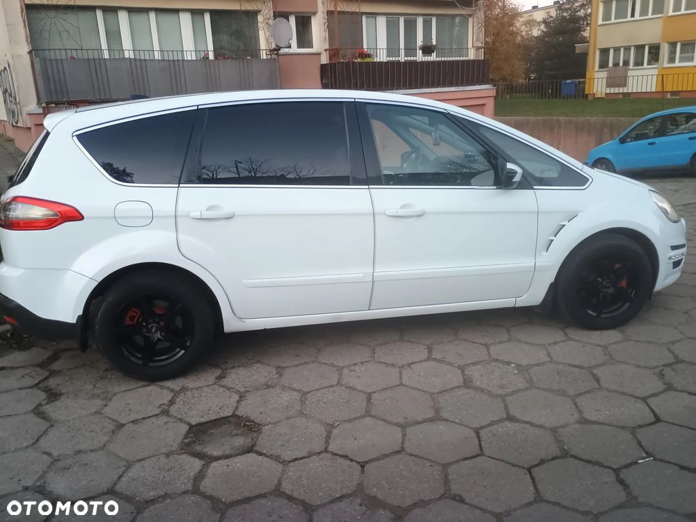 Ford S-Max 2.0 TDCi DPF Titanium - 3