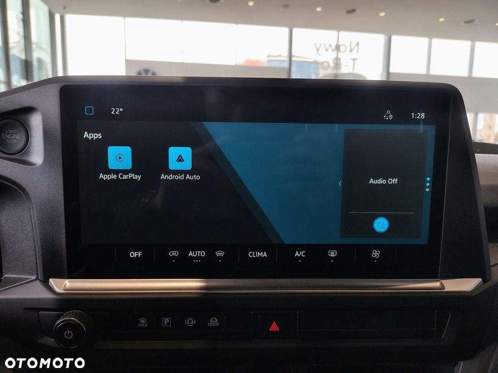 Volkswagen Transporter Transporter Kombi N1 silnik: 2,0 l TDI 150 KM / skrzynia biegów: 6-biegowa manualna rozstaw osi: 3500 mm - 17