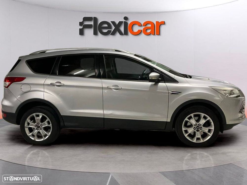 Ford Kuga - 4
