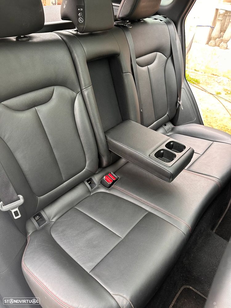 Renault Kadjar 1.3 TCe Black Edition EDC - 17