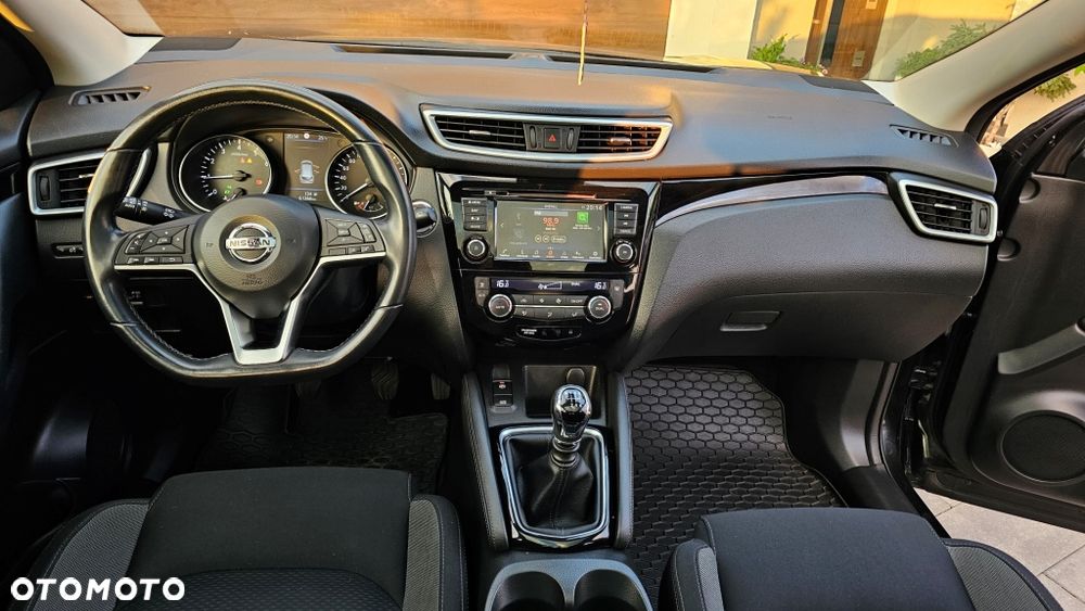 Nissan Qashqai 1.3 DIG-T MHEV N-Design - 31