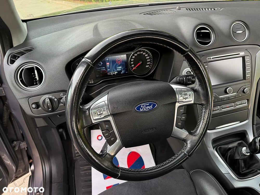 Ford Mondeo 1.6 TDCi Platinium X Plus (Titanium) - 22