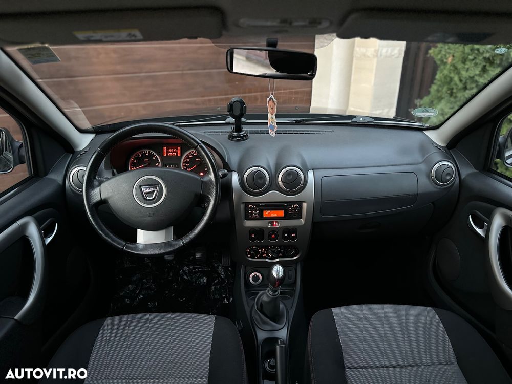 Dacia Duster 1.6 16V 4x4 Delsey - 11