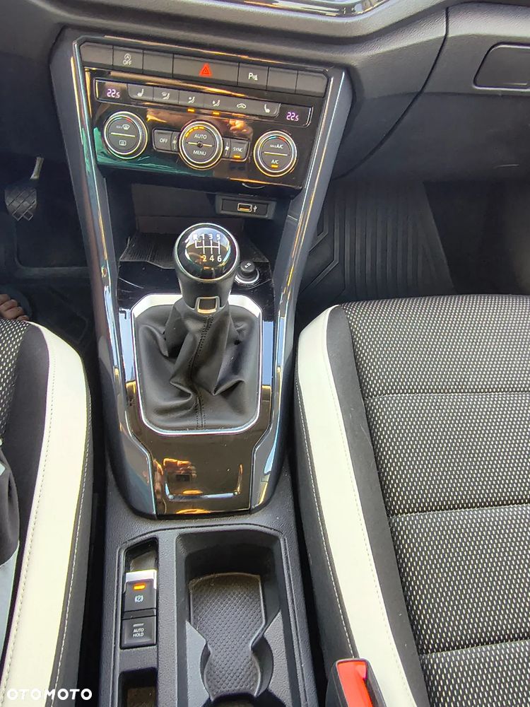 Volkswagen T-Roc 1.5 TSI GPF ACT Premium - 21