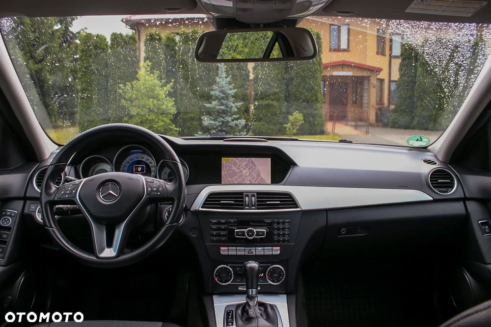 Mercedes-Benz Klasa C 180 Kompressor Automatik Avantgarde - 17