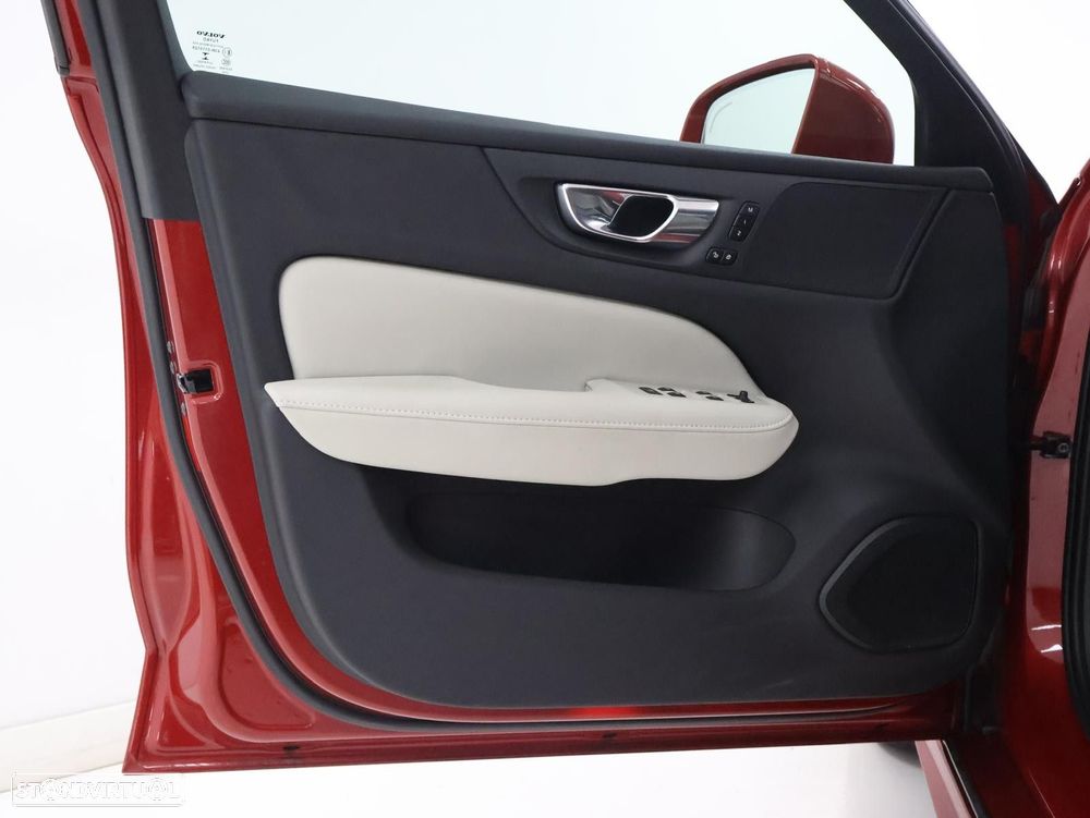 Volvo S60 2.0 T8 PHEV Inscription AWD - 11