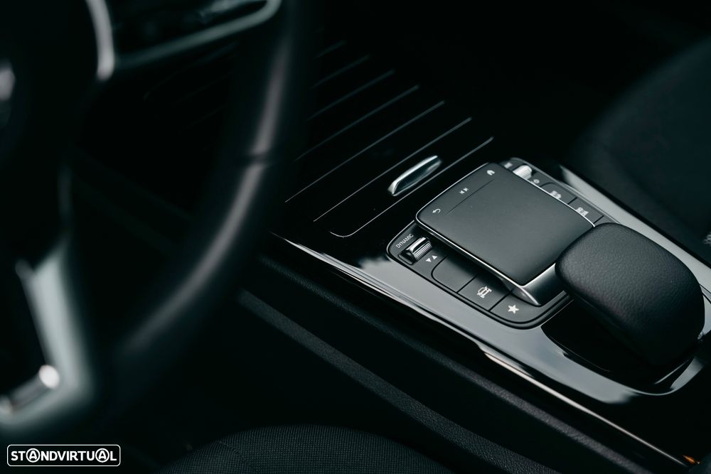 Mercedes-Benz CLA 180 d Style Plus Aut. - 20