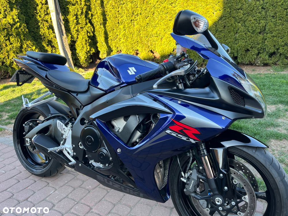 Suzuki GSX-R - 17