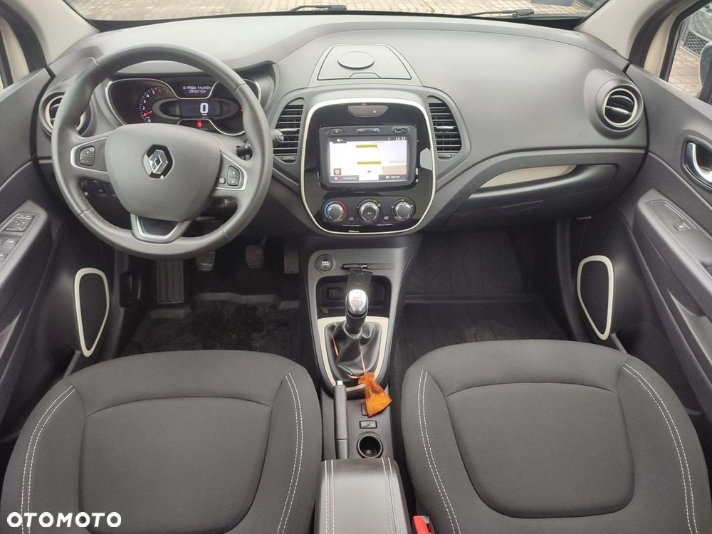 Renault Captur - 17