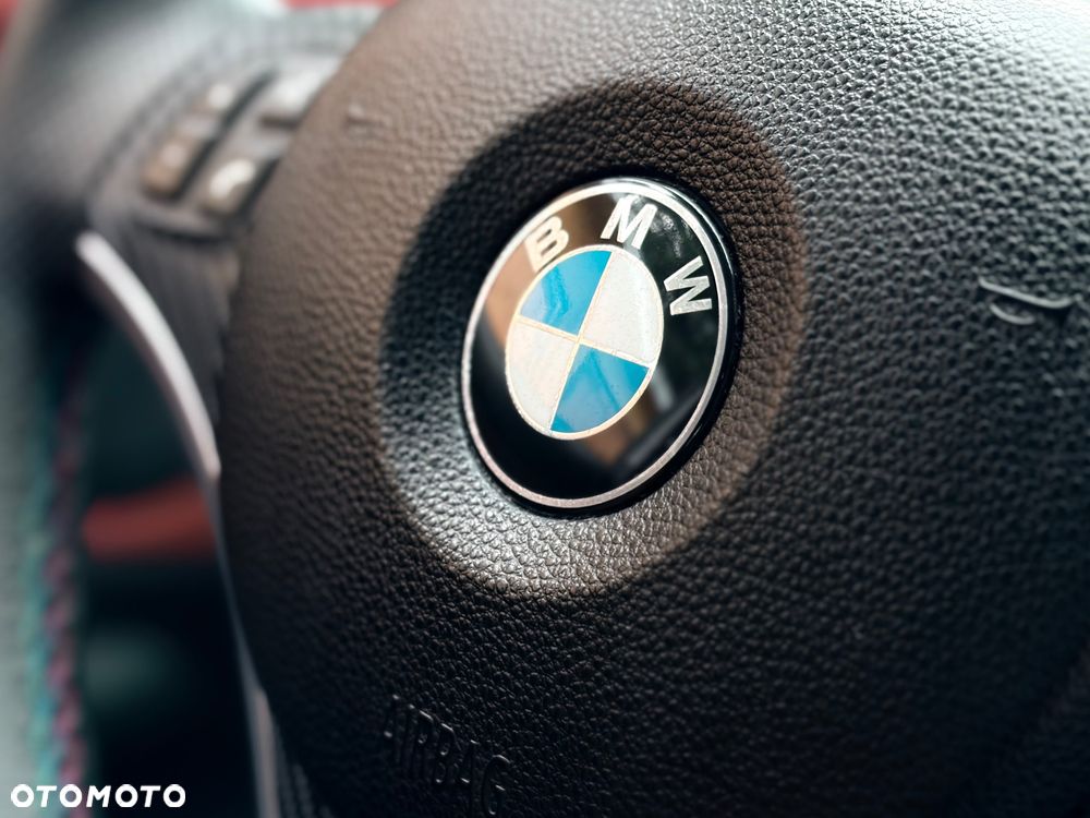 BMW Seria 1 - 32