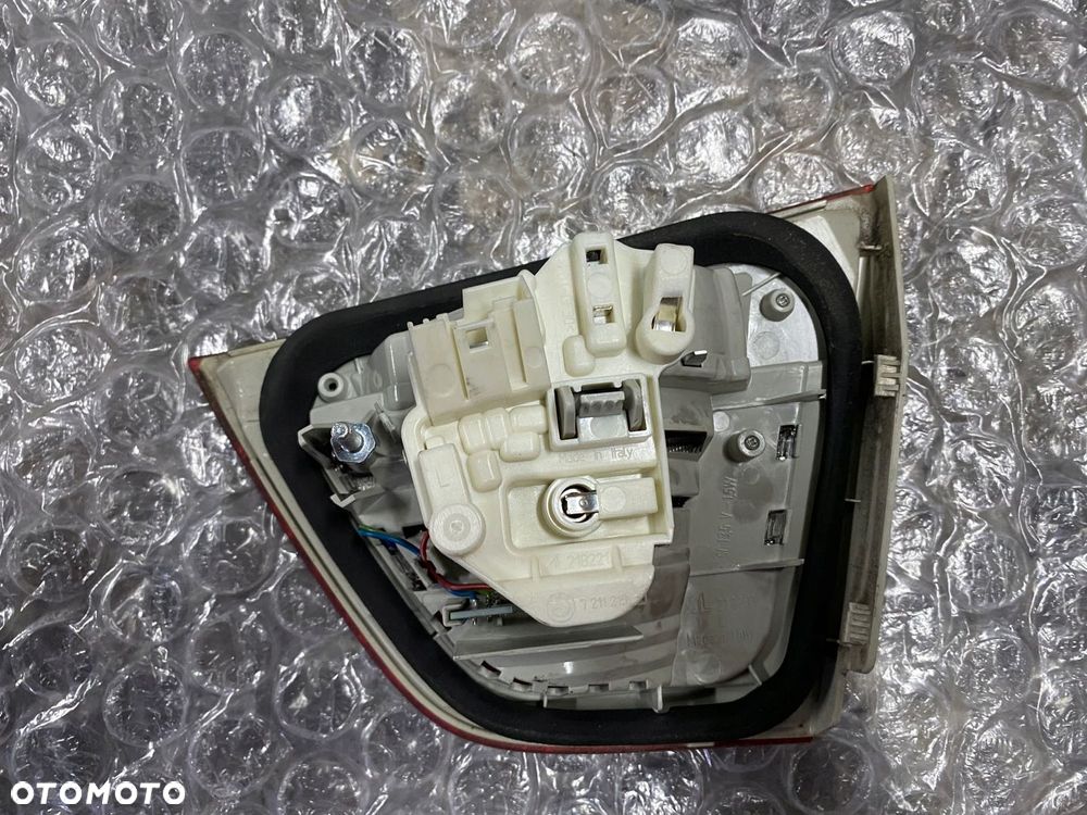 LAMPA TYŁ LEWA W KLAPĘ BMW E91 LCI 7154161 - 6