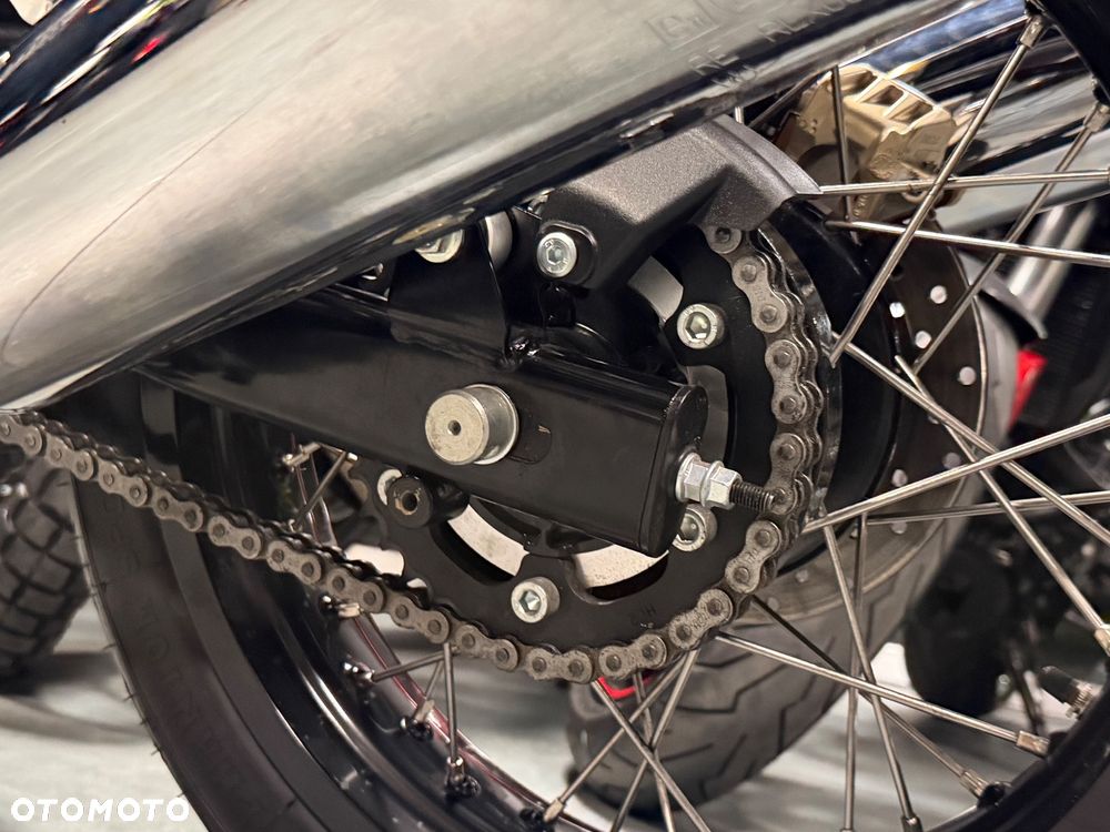 Royal Enfield Continental - 29