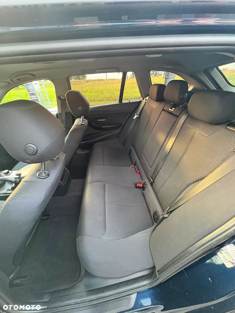 BMW Seria 3 ver-318d - 15