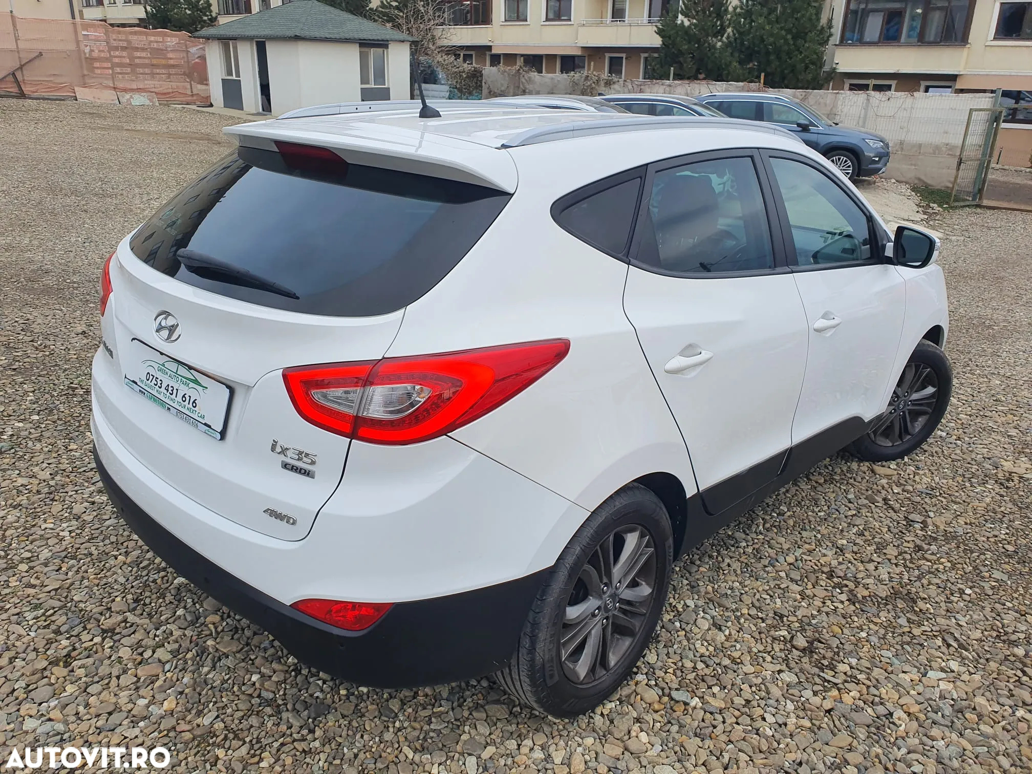 Hyundai ix35 2.0 CRDI 4WD Premium - 3