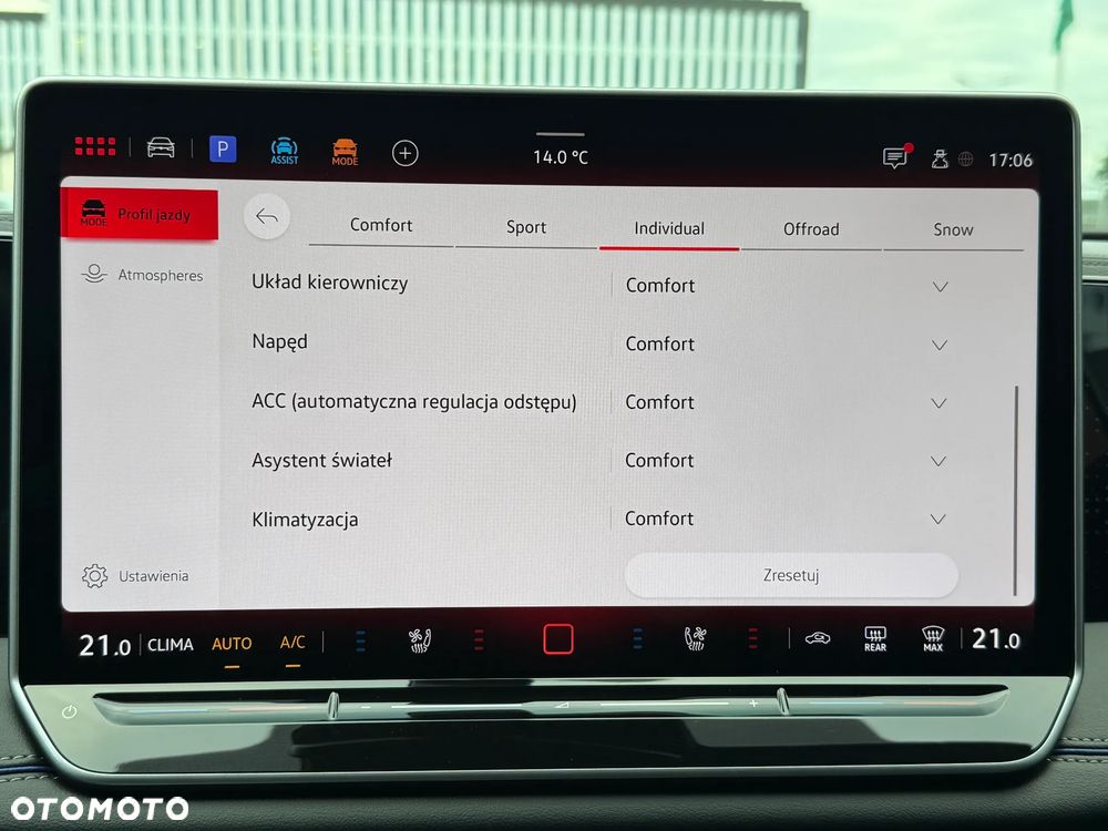 Volkswagen Tiguan 2.0 TDI SCR 4MOTION DSG R-Line - 27