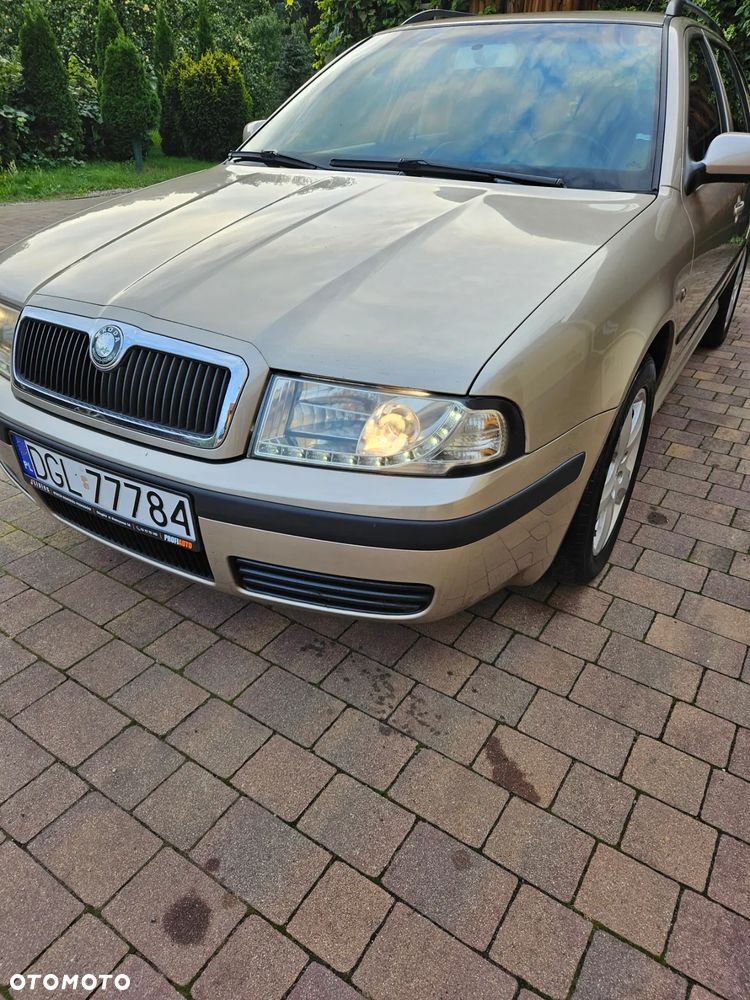 Skoda Octavia 1.6 Ambition - 2