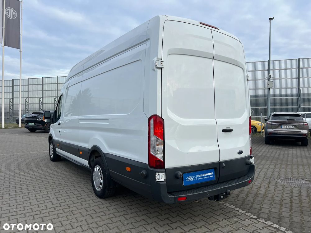 Ford Transit - 11