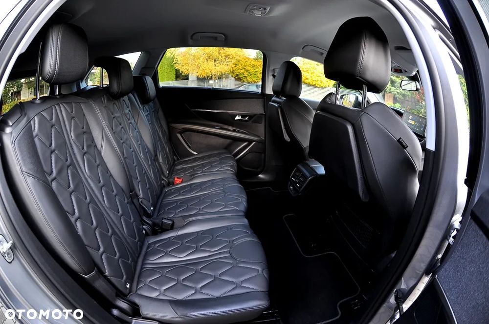 Peugeot 5008 1.2 PureTech Allure S&S - 23