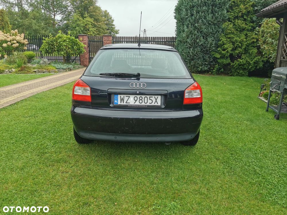 Audi A3 Sportback - 4