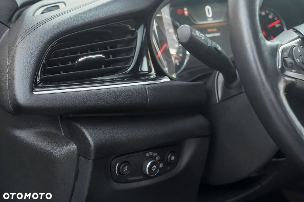 Opel Insignia 2.0 CDTI ecoFLEX - 19