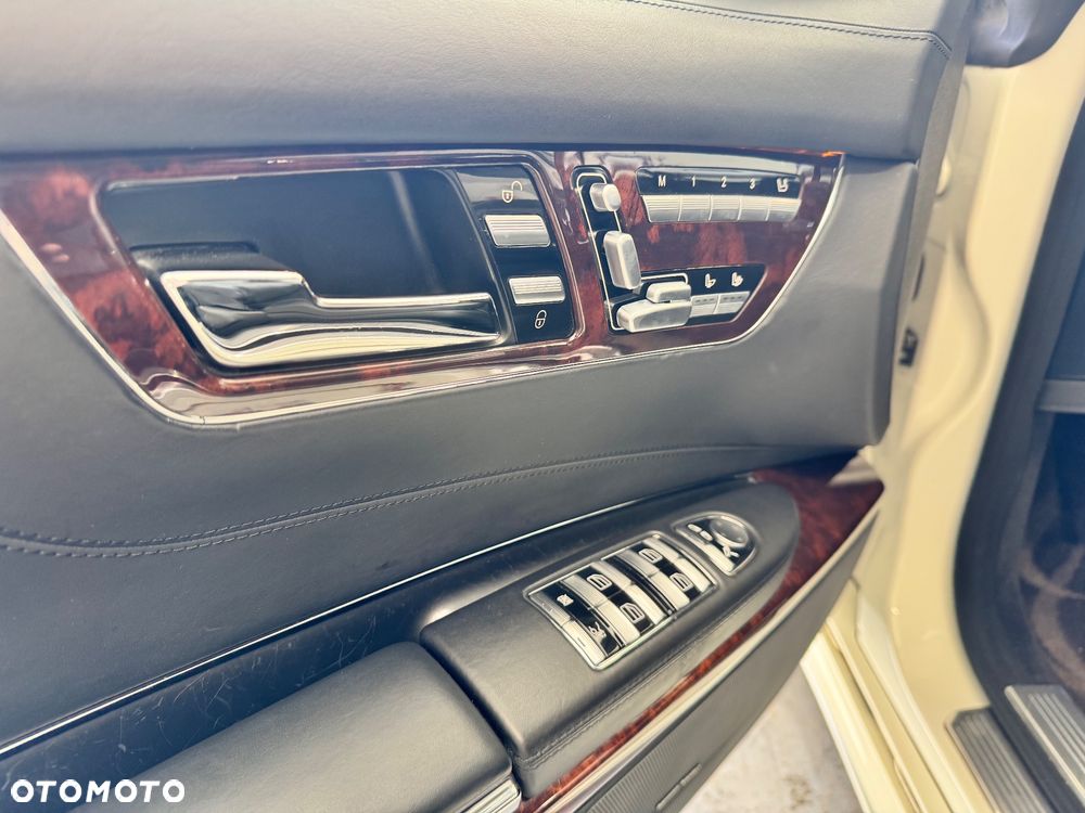 Mercedes-Benz CL 500 7G-TRONIC - 26