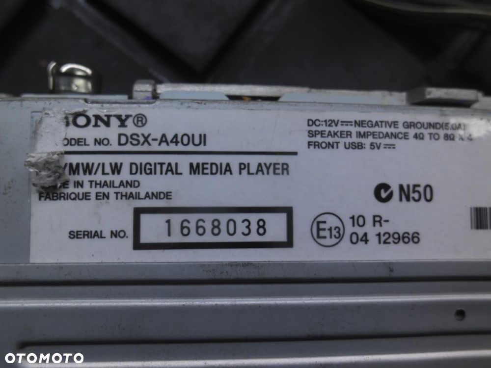 SONY DSX-A40UI Radioodtwarzacz samochodowy Sony o mocy wyjściowej 4 x 55. Obsługuje format: MP3 - 4