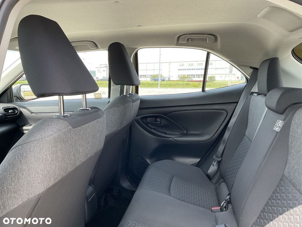 Toyota Yaris Cross Hybrid 1.5 Comfort - 15