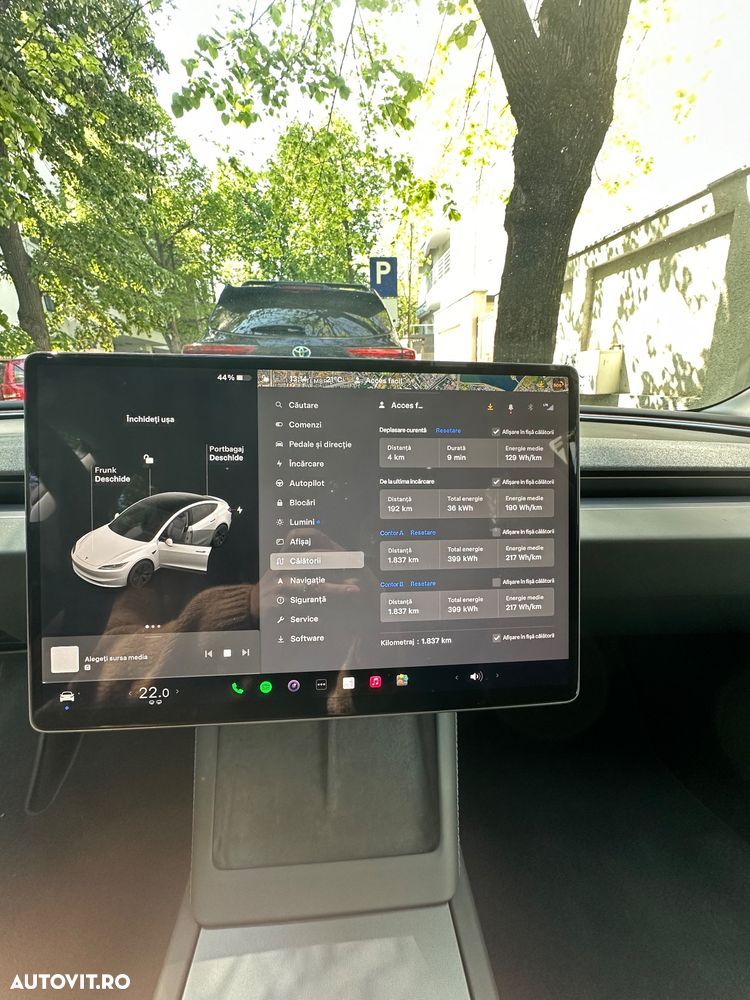 Tesla Model 3 Long Range - 11